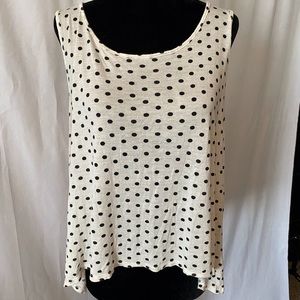 Polka dot tank